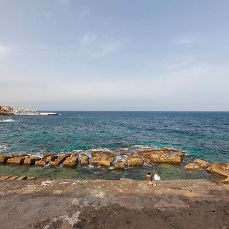 Spacious Seafront Apt With Living, Sofa, Wifi & Ac By 360 Estates Sliema Eksteriør billede