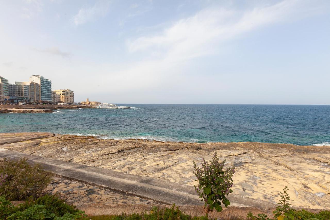 Spacious Seafront Apt With Living, Sofa, Wifi & Ac By 360 Estates Sliema Eksteriør billede