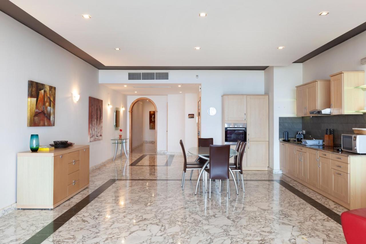 Spacious Seafront Apt With Living, Sofa, Wifi & Ac By 360 Estates Sliema Eksteriør billede